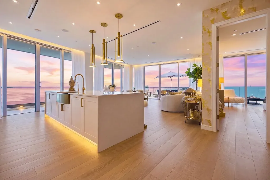 Penthouse At Goldwynn New Providence Paradise Island BS