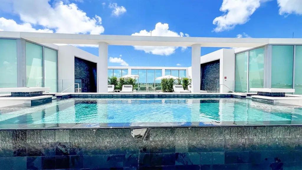 Penthouse At Goldwynn New Providence Paradise Island BS