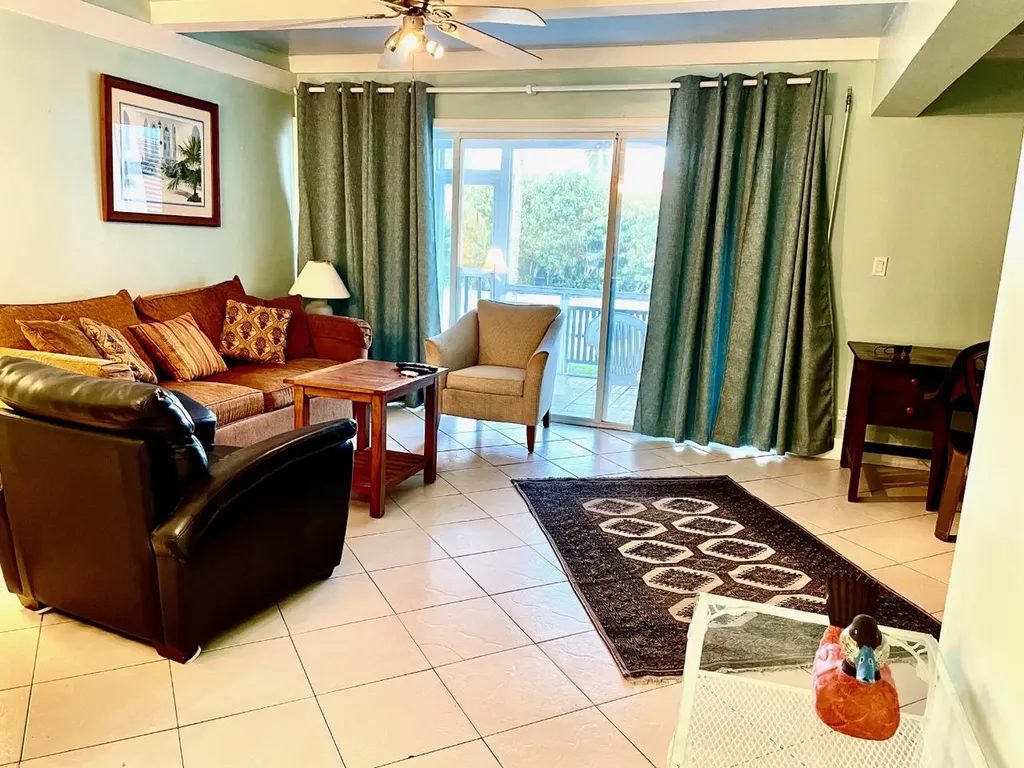 Love Beach Colony West, W New Providence Paradise Island BS
