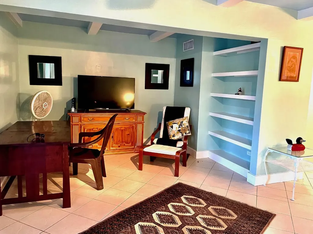 Love Beach Colony West, W New Providence Paradise Island BS
