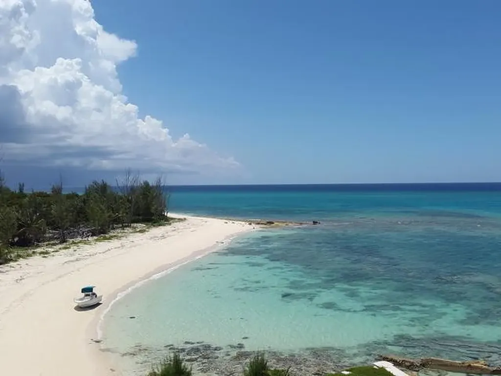 West Bay Street New Providence Paradise Island BS