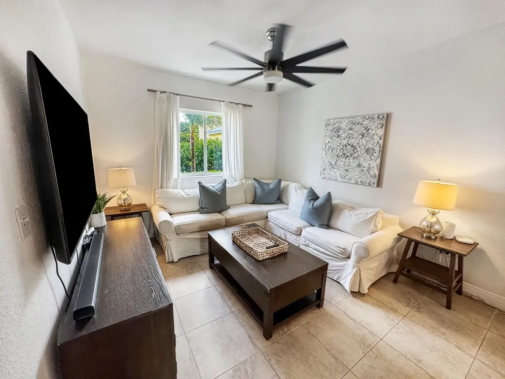Bimini Bay Resort Berry Islands BS