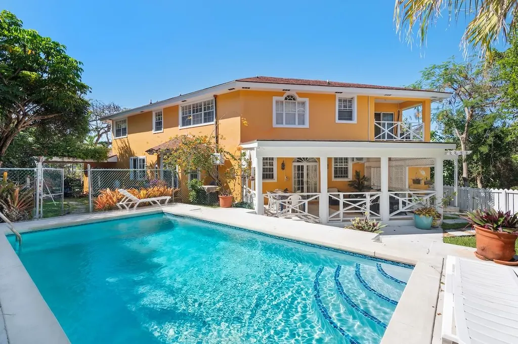 Dodge Road, Camperdown 15 New Providence Paradise Island BS