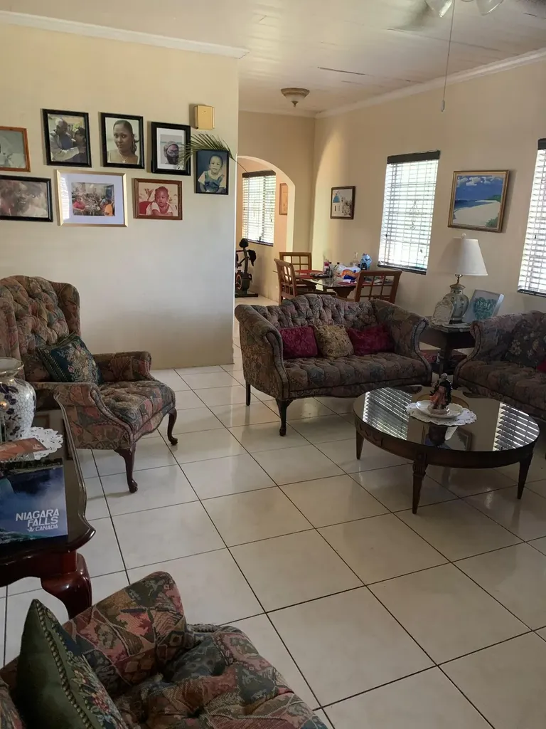 Lot # 17 West Court Cente 7 New Providence Paradise Island BS