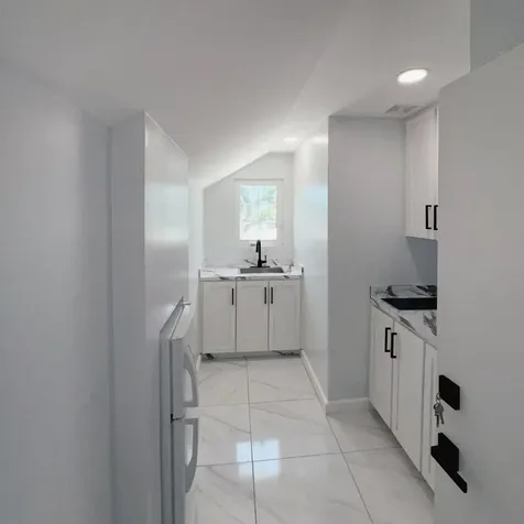 Elizabeth Avenue New Providence Paradise Island BS