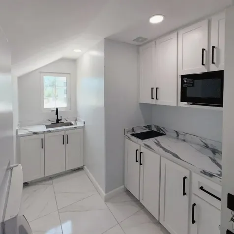 Elizabeth Avenue New Providence Paradise Island BS