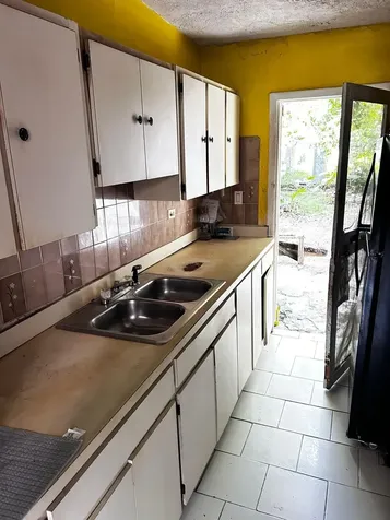 Pinewood Gardens Sub New Providence Paradise Island BS