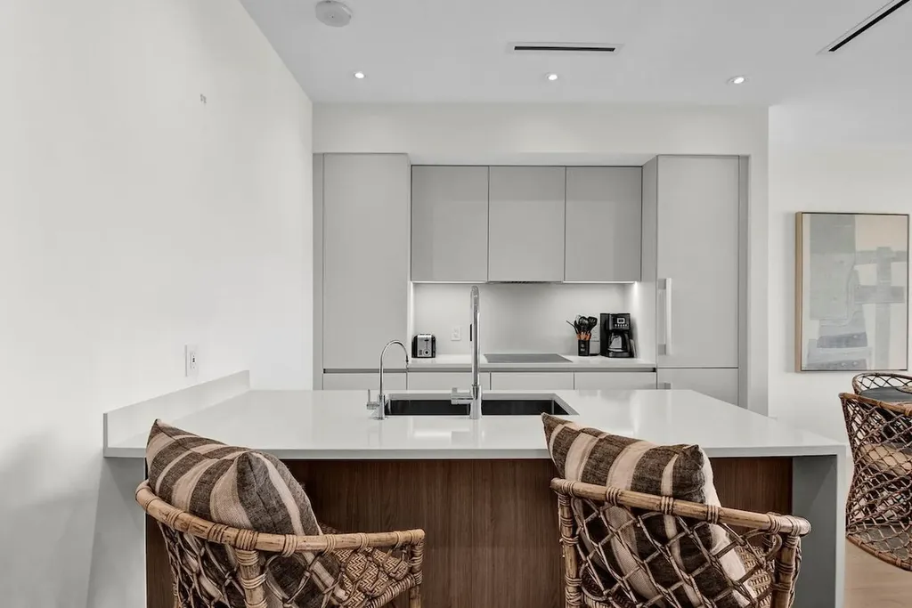 Goldwynn Unit 222 New Providence Paradise Island BS