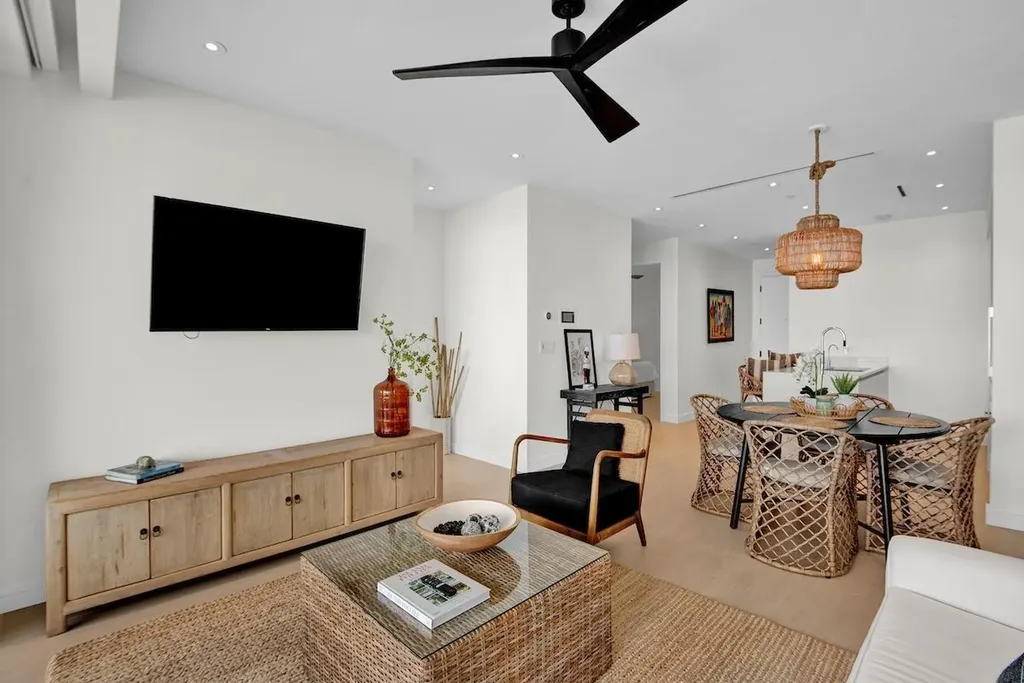 Goldwynn Unit 222 New Providence Paradise Island BS