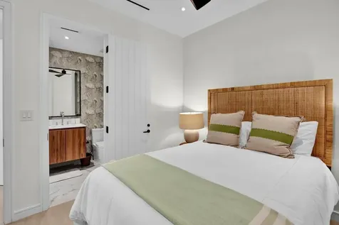 Goldwynn Unit 222 New Providence Paradise Island BS