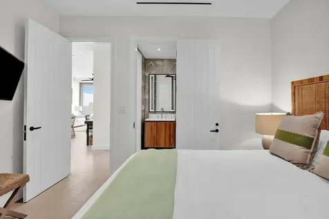 Goldwynn Unit 222 New Providence Paradise Island BS