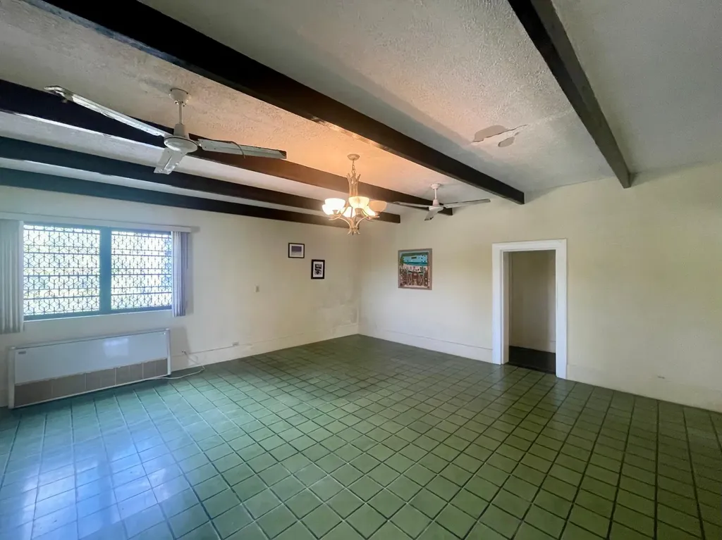 Hillside Park Road 8 New Providence Paradise Island BS
