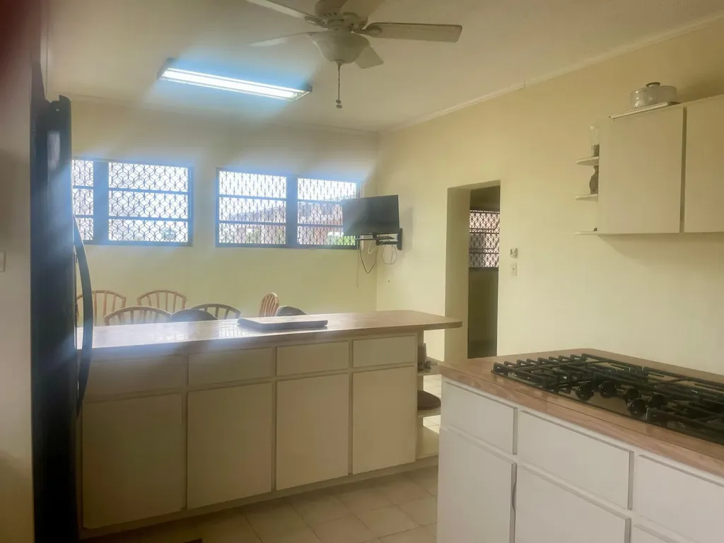 Hillside Park Road 8 New Providence Paradise Island BS