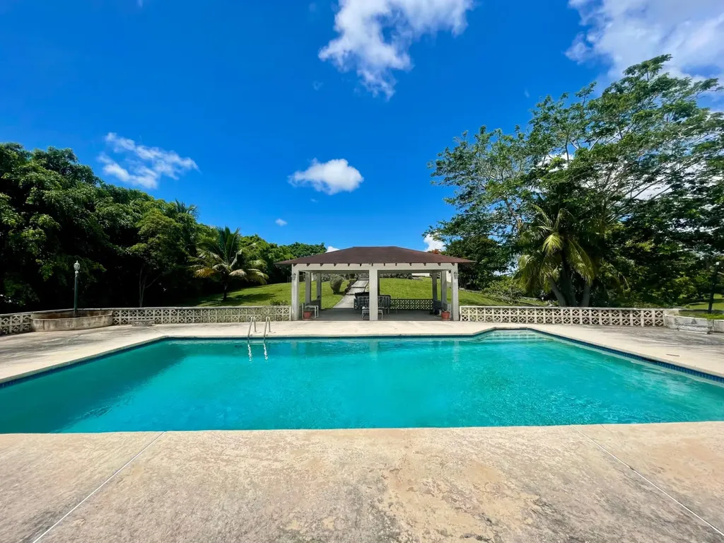 Hillside Park Road 8 New Providence Paradise Island BS