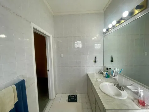 Hillside Park Road 8 New Providence Paradise Island BS