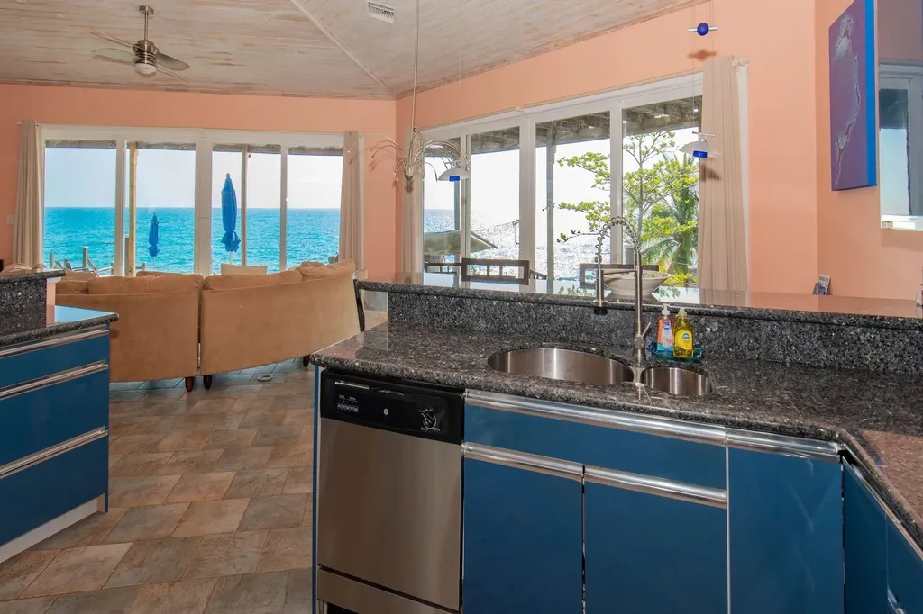 Laguna - Canal Home Eleuthera BS