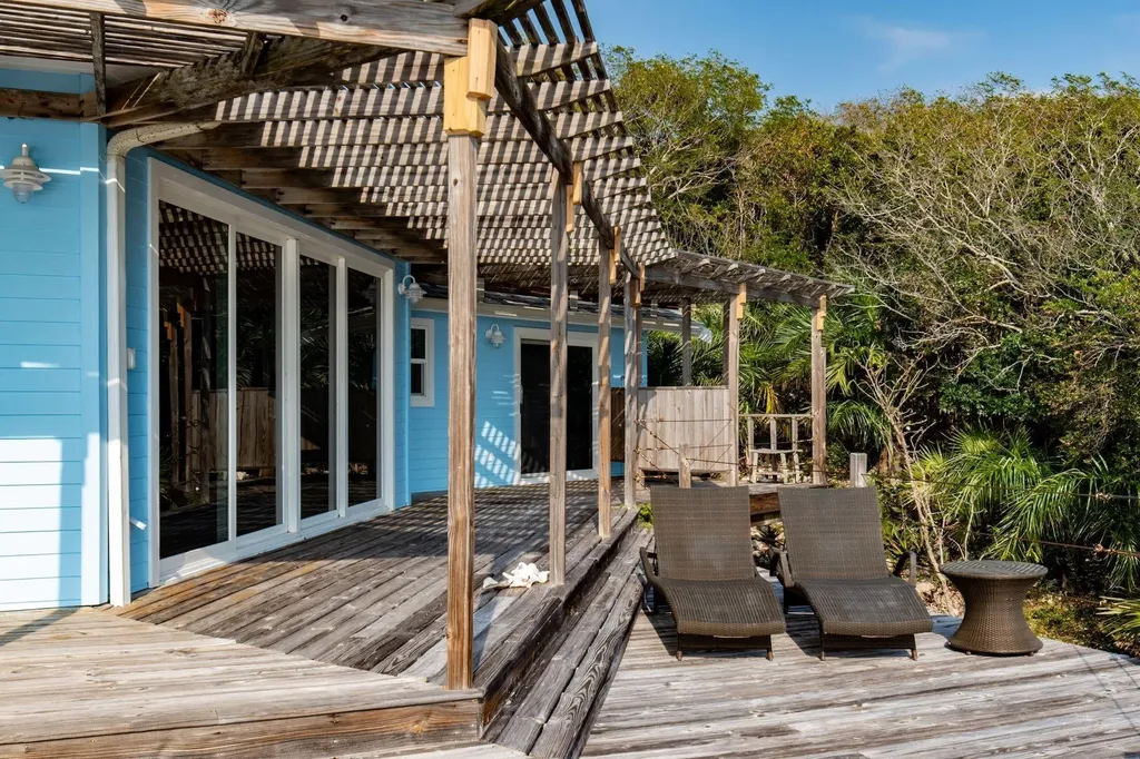 Laguna - Canal Home Eleuthera BS