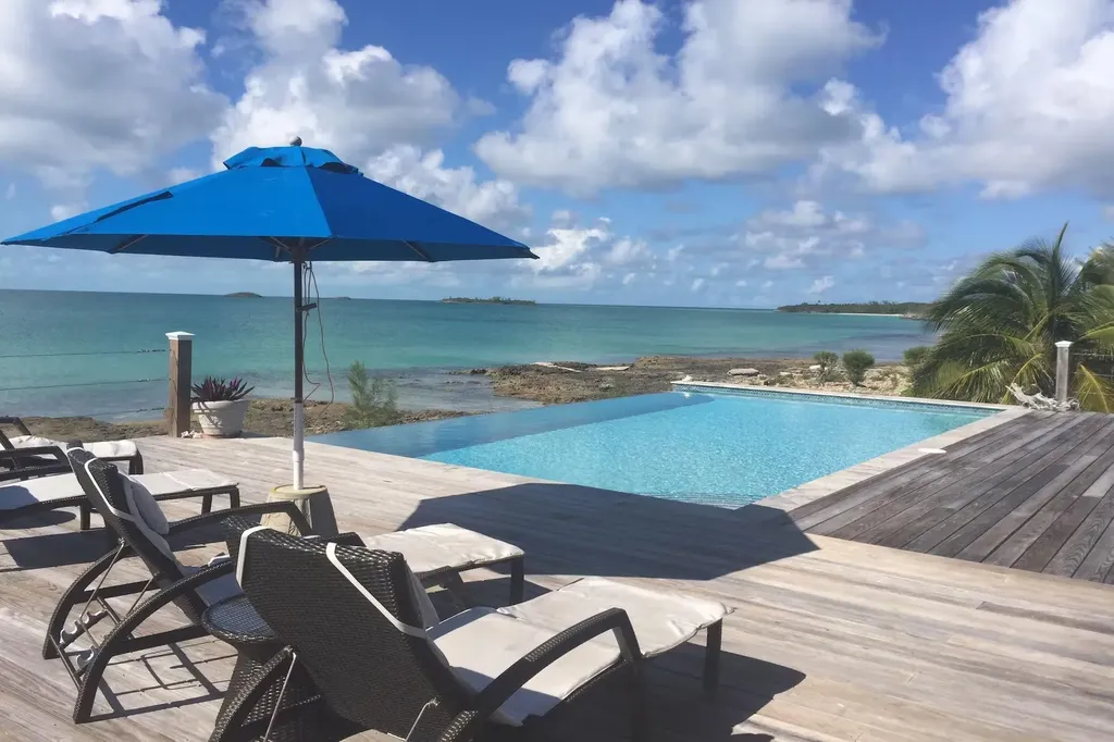 Laguna - Canal Home Eleuthera BS