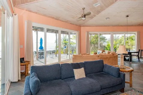 Laguna - Canal Home Eleuthera BS