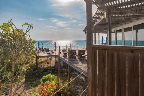 Laguna - Canal Home Eleuthera BS