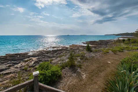 Laguna - Canal Home Eleuthera BS