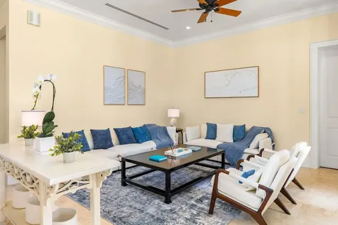 Old Fort Bay New Providence Paradise Island BS