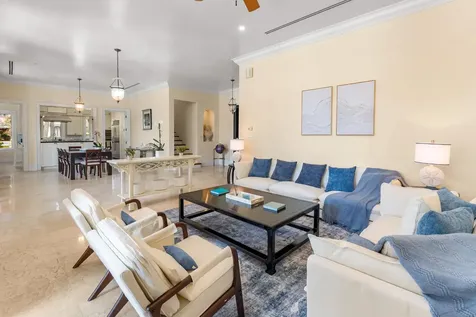 Old Fort Bay New Providence Paradise Island BS