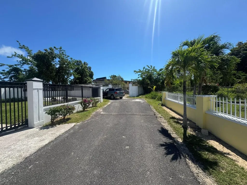 Derby Close New Providence Paradise Island BS