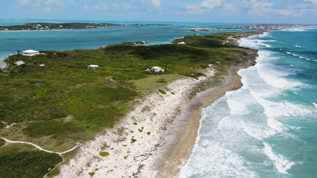 Tilloo Vacant Waterfront Abaco BS