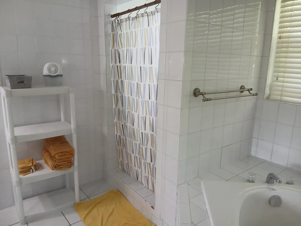 Muirfield Drive 10 New Providence Paradise Island BS