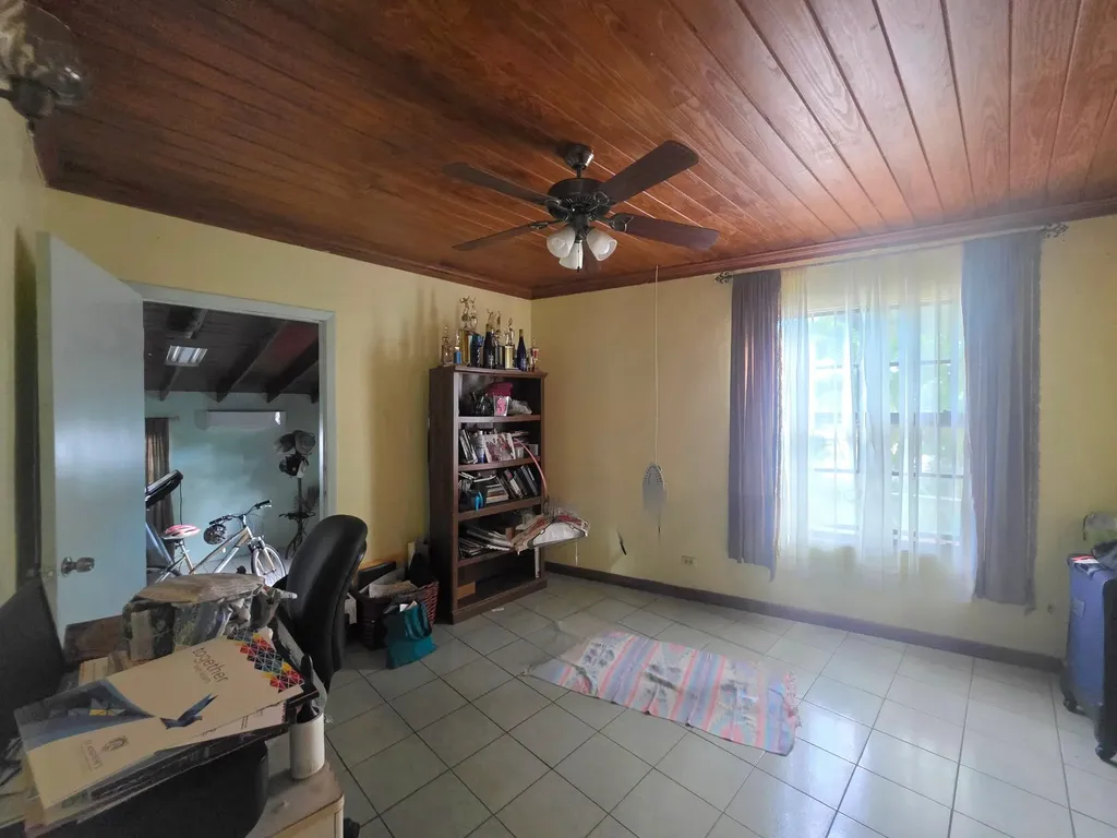 Peter Avenue & Stephens C New Providence Paradise Island BS