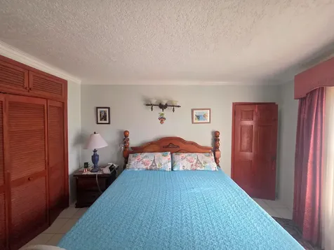 Peter Avenue & Stephens C New Providence Paradise Island BS