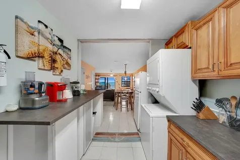 Cannes Village Condominiu Grand Bahama Freeport BS