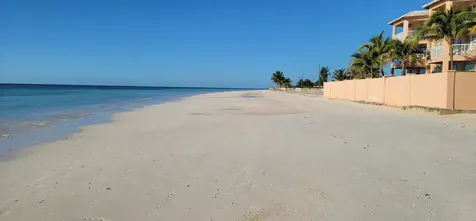 Cannes Village Condominiu Grand Bahama Freeport BS
