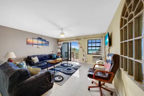 Cannes Village Condominiu Grand Bahama Freeport BS