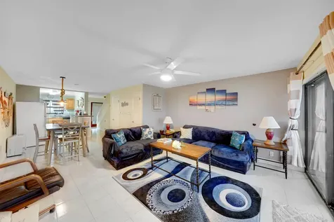 Cannes Village Condominiu Grand Bahama Freeport BS