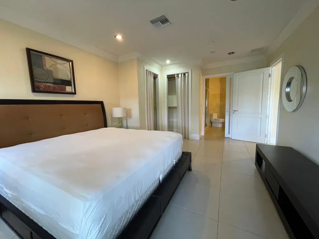 Suffolk Court Condominium Grand Bahama Freeport BS