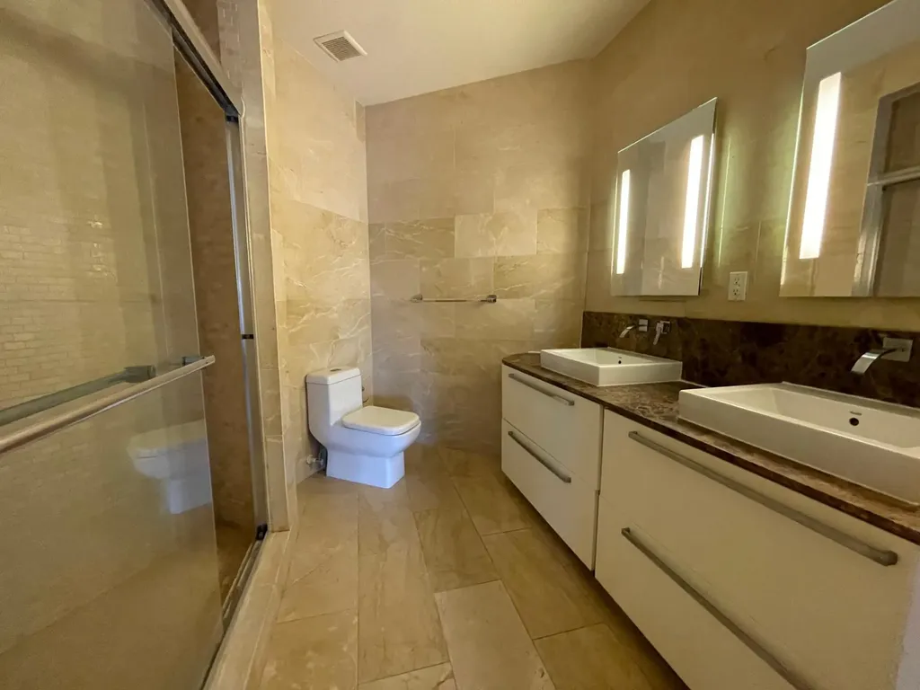 Suffolk Court Condominium Grand Bahama Freeport BS