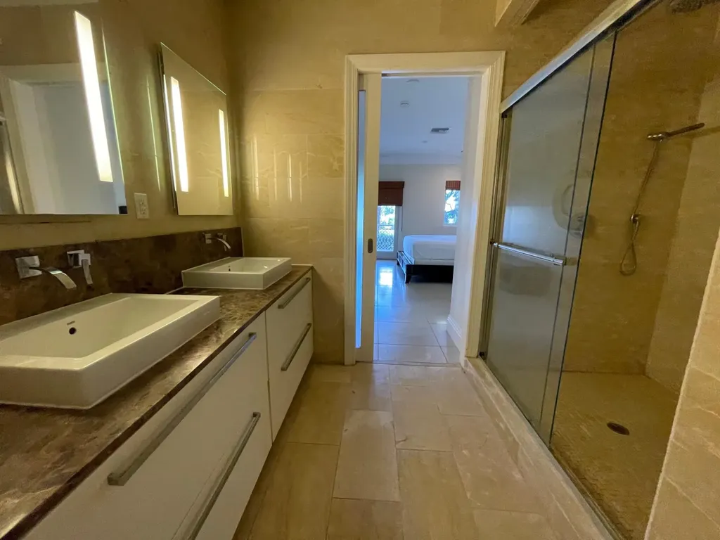 Suffolk Court Condominium Grand Bahama Freeport BS