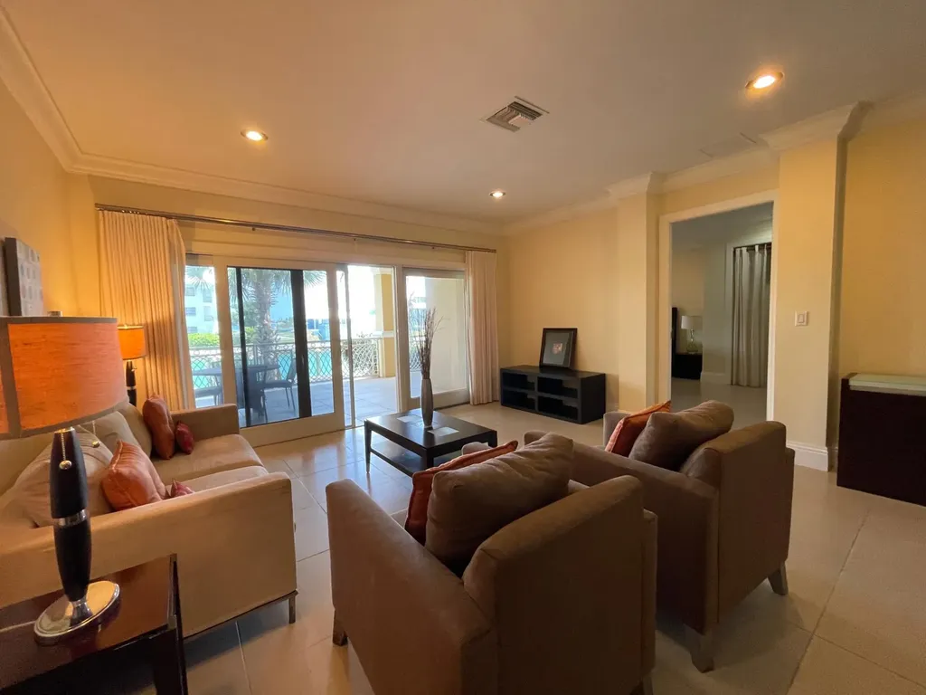 Suffolk Court Condominium Grand Bahama Freeport BS