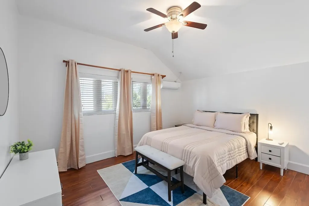 Love Estates 58 New Providence Paradise Island BS