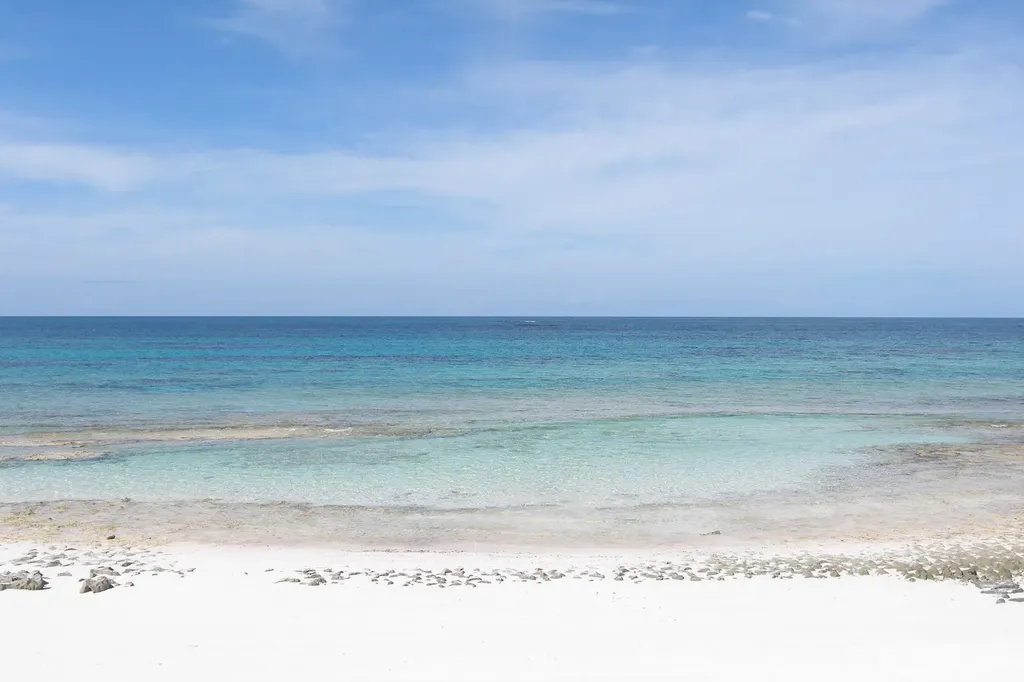 Bank's Road Beachfront Eleuthera BS