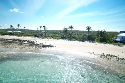 Bank's Road Beachfront Eleuthera BS