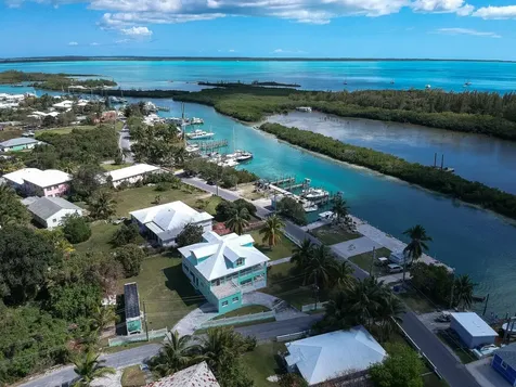 18th Street, Spanish Well Eleuthera BS