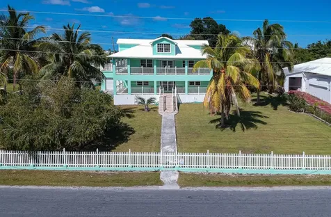 18th Street, Spanish Well Eleuthera BS