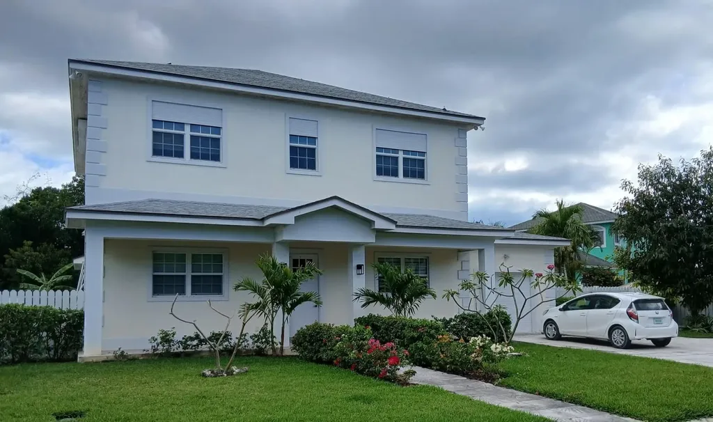 Charlotteville. Starfish 102 New Providence Paradise Island BS