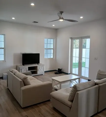 Charlotteville. Starfish 102 New Providence Paradise Island BS