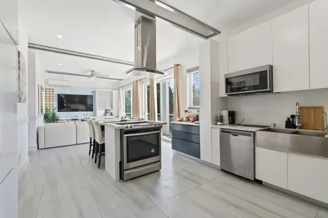 West Bay Street New Providence Paradise Island BS