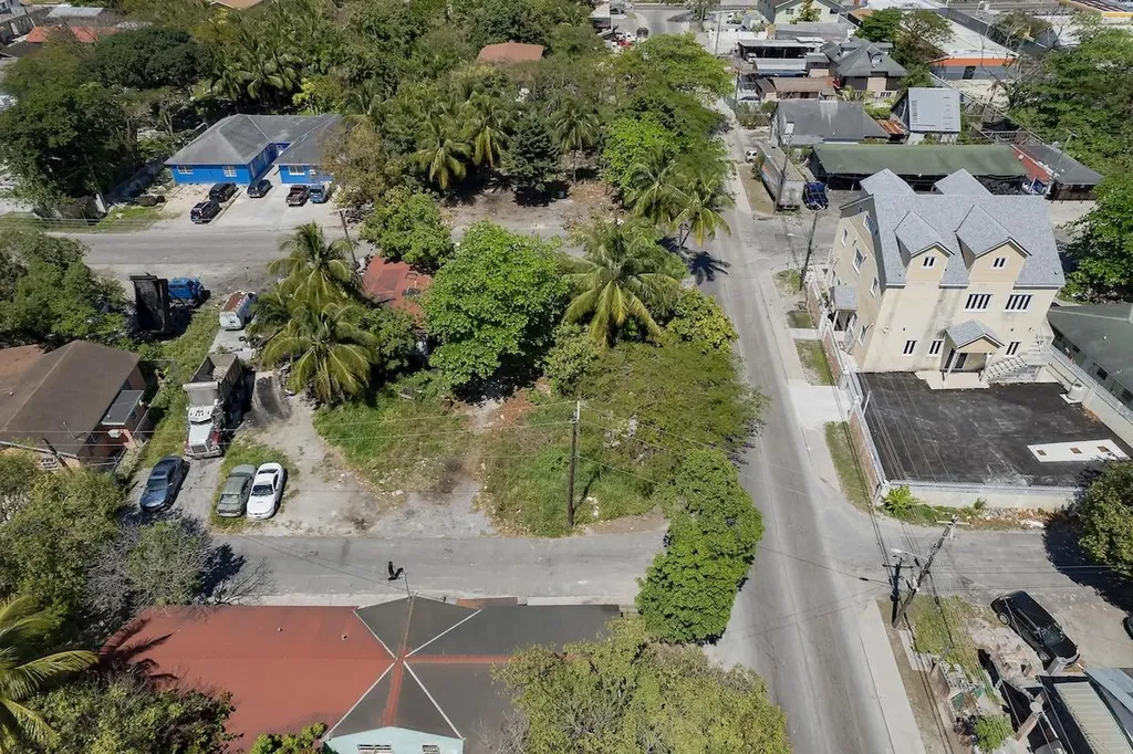 Lincoln Boulevard New Providence Paradise Island BS