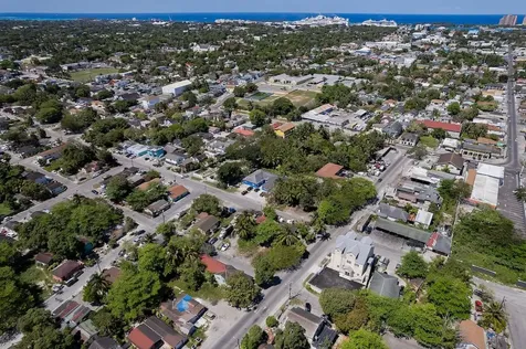 Lincoln Boulevard New Providence Paradise Island BS